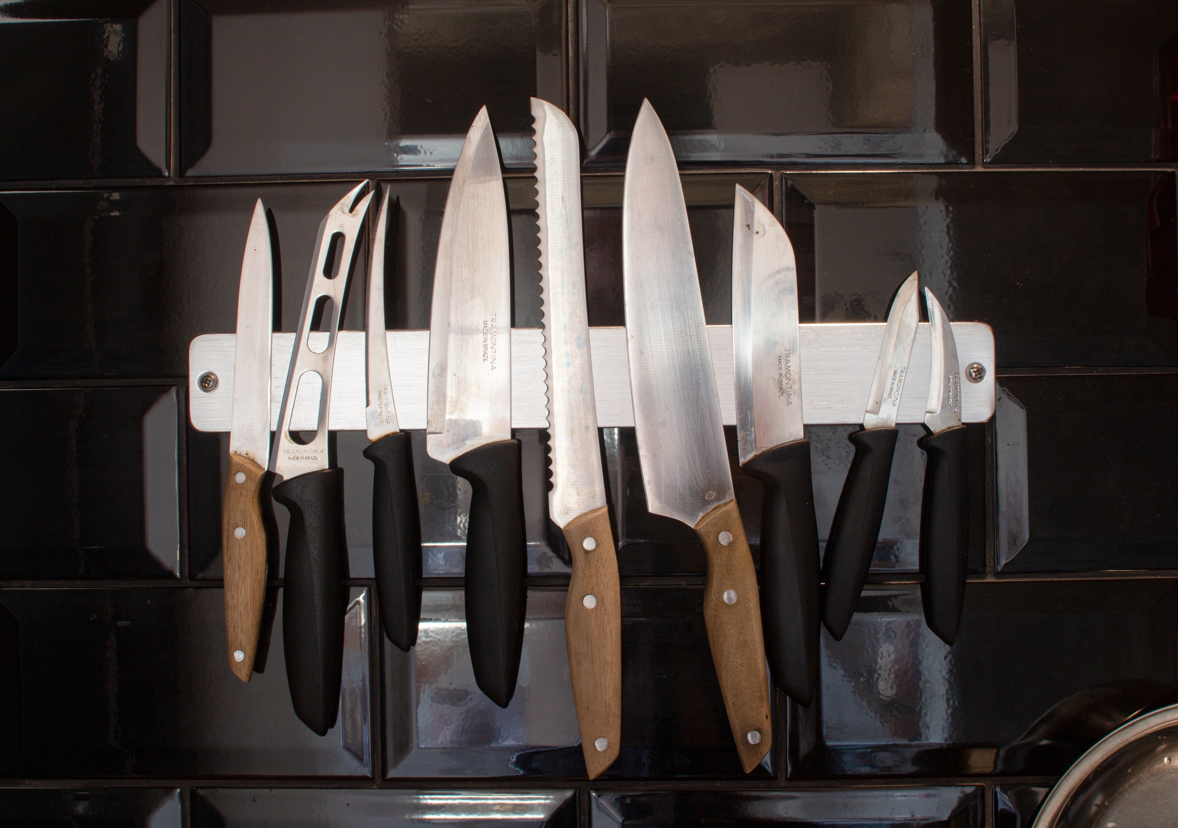 Creative Kitchen: How to Elegantly Store and Display Your Knives